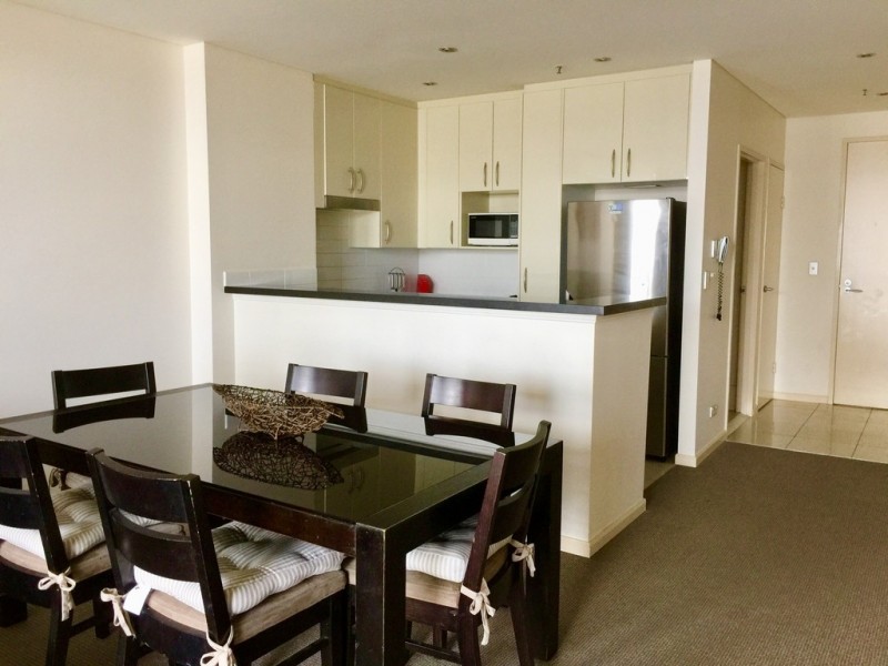 1501/18 CYPRESS AVE, Surfers Paradise QLD 4217