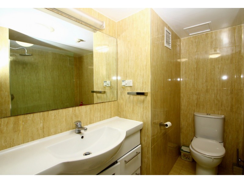 1304 / 70 Remembrance Drive,, Surfers Paradise QLD 4217