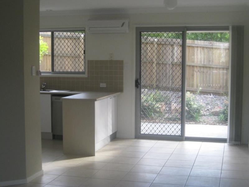 15/30 Carmarthen circuit, Pacific Pines QLD 4211