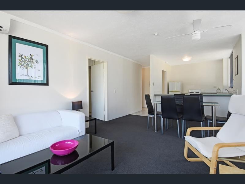 6/13 Fairways Drive, Clear Island Waters QLD 4226