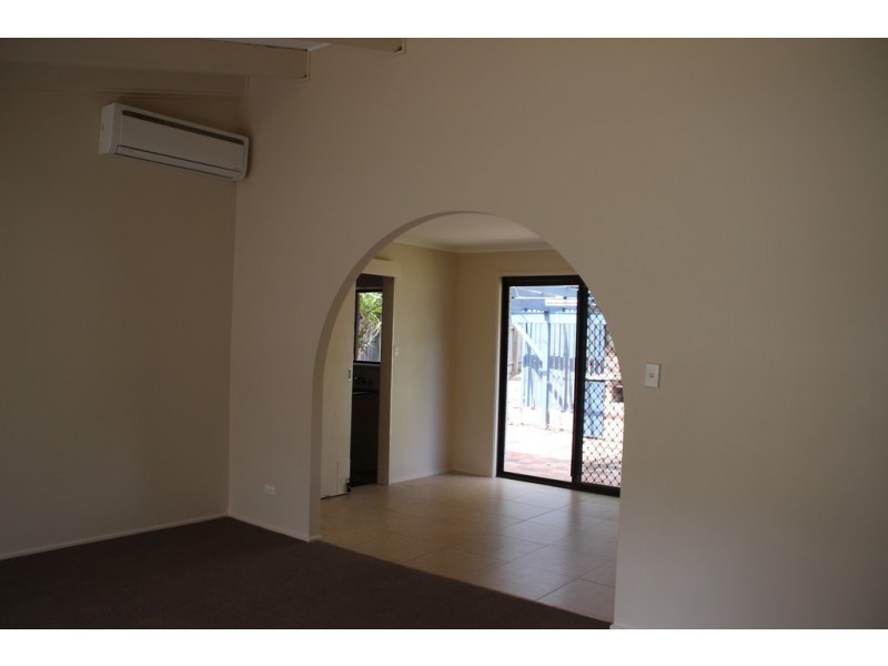 24 Lowanna Street, Ashmore QLD 4214