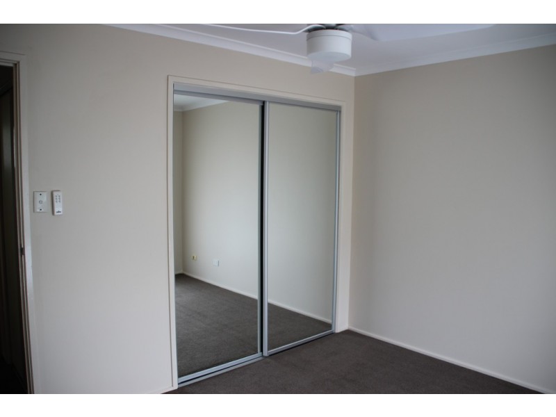 24 Lowanna Street, Ashmore QLD 4214