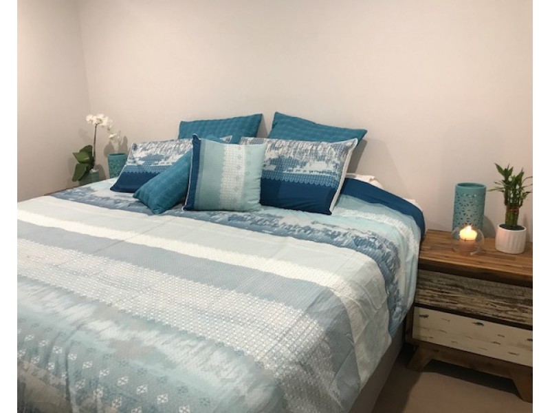 172/33 Lakefront Crescent, Varsity Lakes QLD 4227
