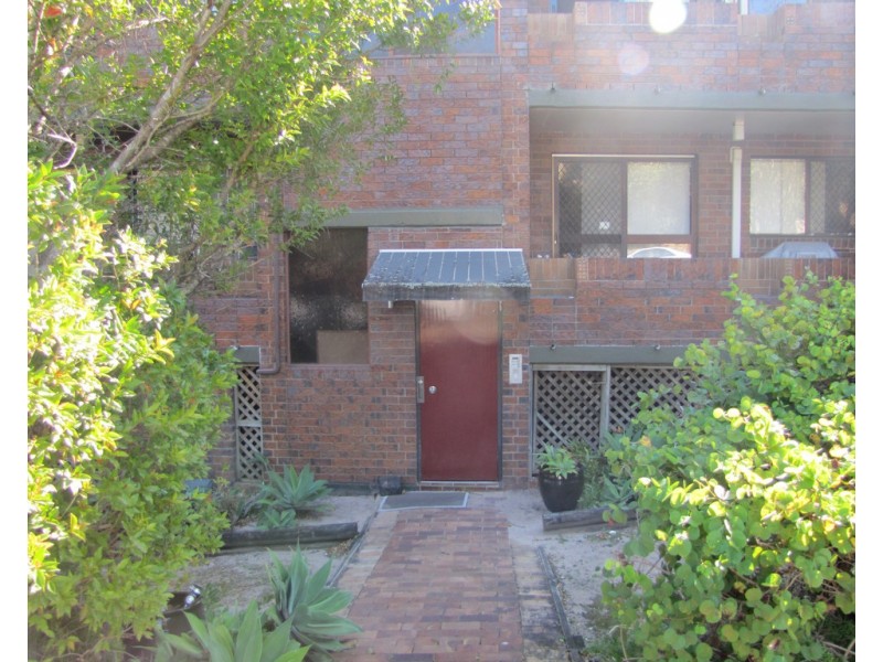 4/74 BELLEVUE TCE, Clayfield QLD 4011