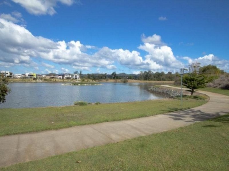 1/65 Varsity parade, Varsity Lakes QLD 4227