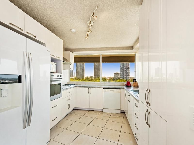 3494 MAIN BEACH PARADE, Main Beach QLD 4217