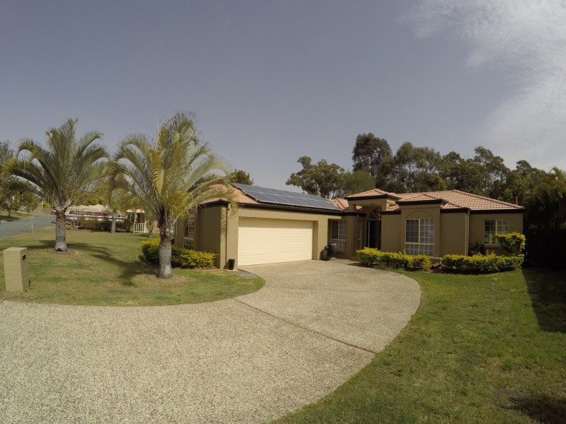 41 Desert Falls Crescent, Parkwood QLD 4214