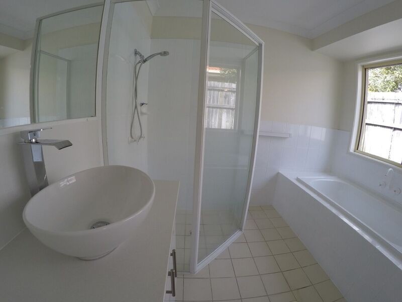 41 Desert Falls Crescent, Parkwood QLD 4214