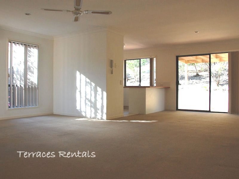 91/24 Amsonia Ct, Arundel QLD 4214