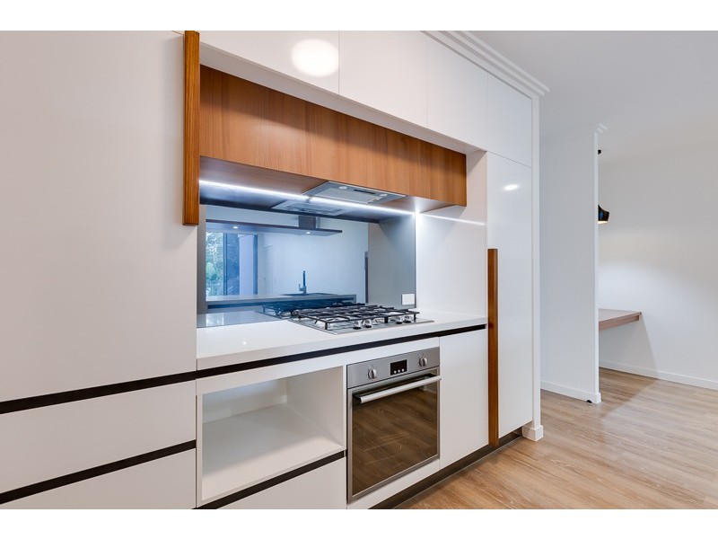 390 Simpsons Road, Bardon QLD 4065