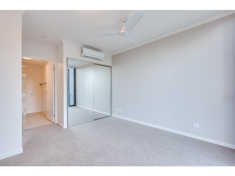 390 Simpsons Road, Bardon QLD 4065