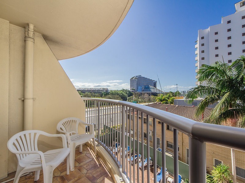 702/40 Surf Parade, Broadbeach QLD 4218