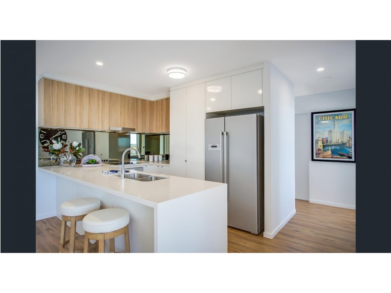 2/65 Varsity Parade, Varsity Lakes QLD 4227