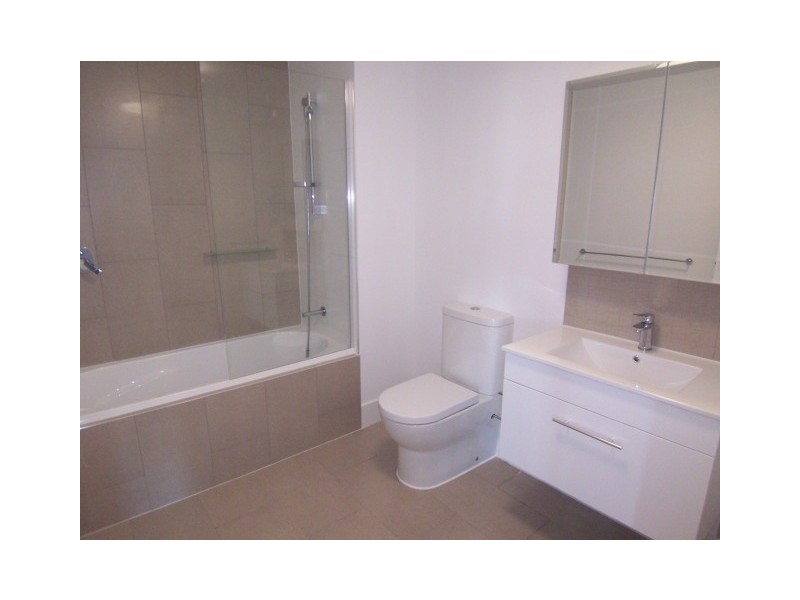 2/65 Varsity Parade, Varsity Lakes QLD 4227