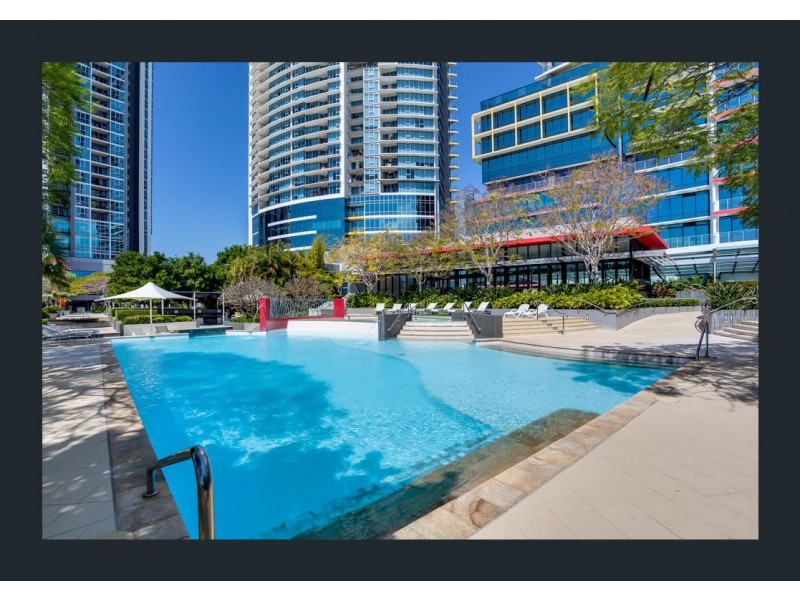 9 Lawson, Southport QLD 4215