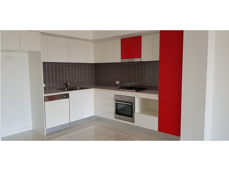 9 Lawson, Southport QLD 4215