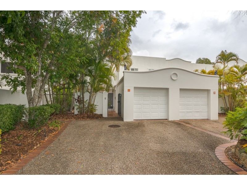 100 Cotlew St. East, Southport QLD 4215