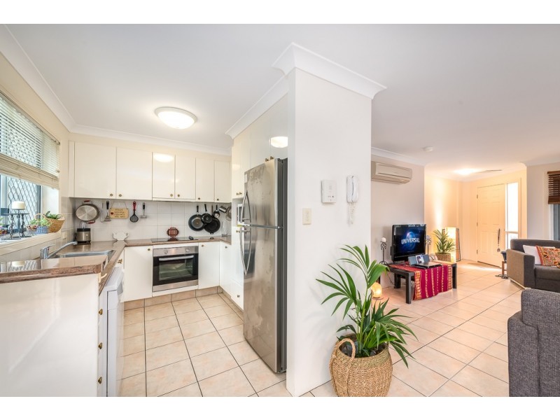 100 Cotlew St. East, Southport QLD 4215