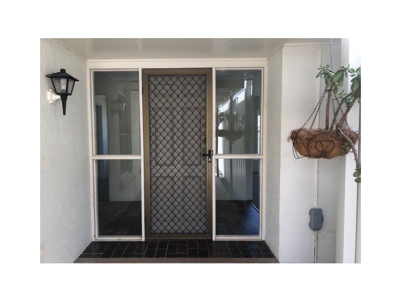 13 Sutherland St, Dicky Beach QLD 4551