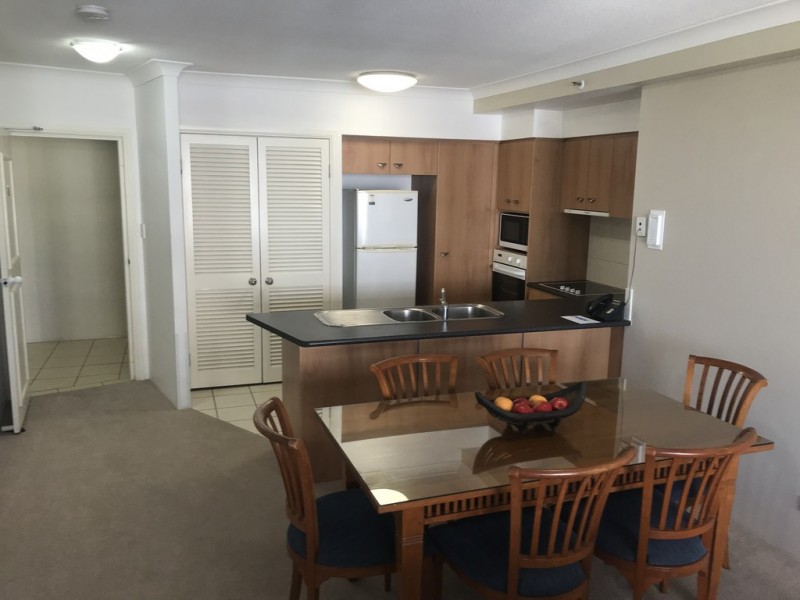 2095/2633 Gold Coast Highway, Broadbeach QLD 4218