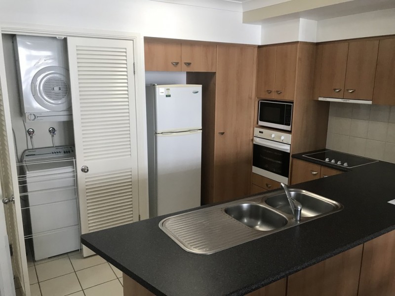 2095/2633 Gold Coast Highway, Broadbeach QLD 4218