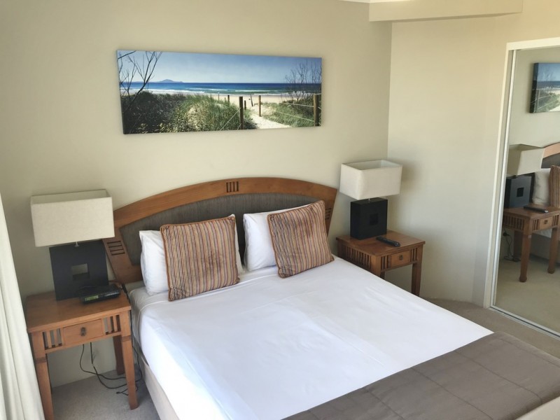 2095/2633 Gold Coast Highway, Broadbeach QLD 4218