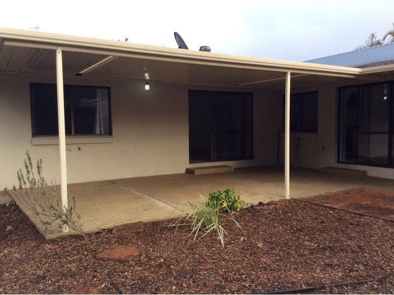 18 Cedarleigh Drive, Tewantin QLD 4565