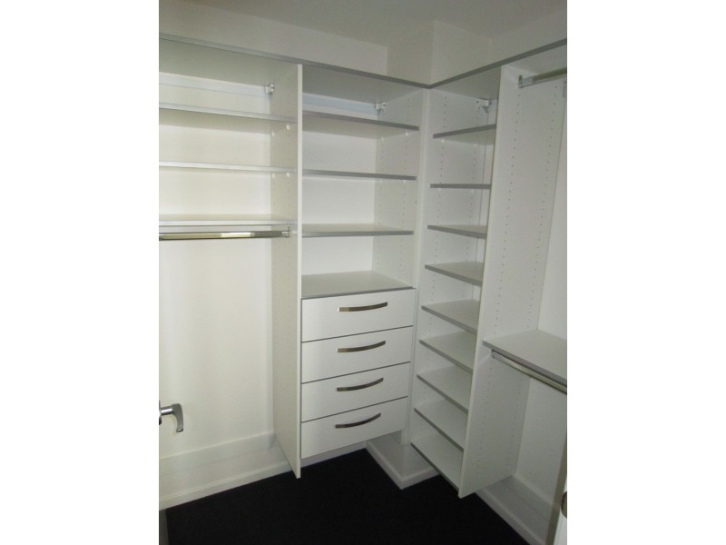 70 Norman Crescent, Norman Park QLD 4170