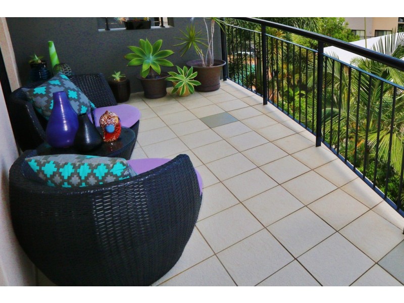 70 Norman Crescent, Norman Park QLD 4170