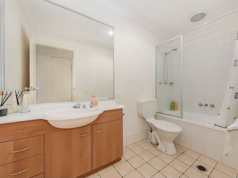 590 PINE RIDGE ROAD, Coombabah QLD 4216