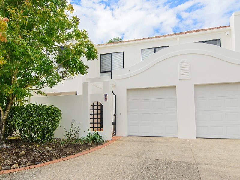 2/22-34 Glenside Drive, Robina QLD 4226