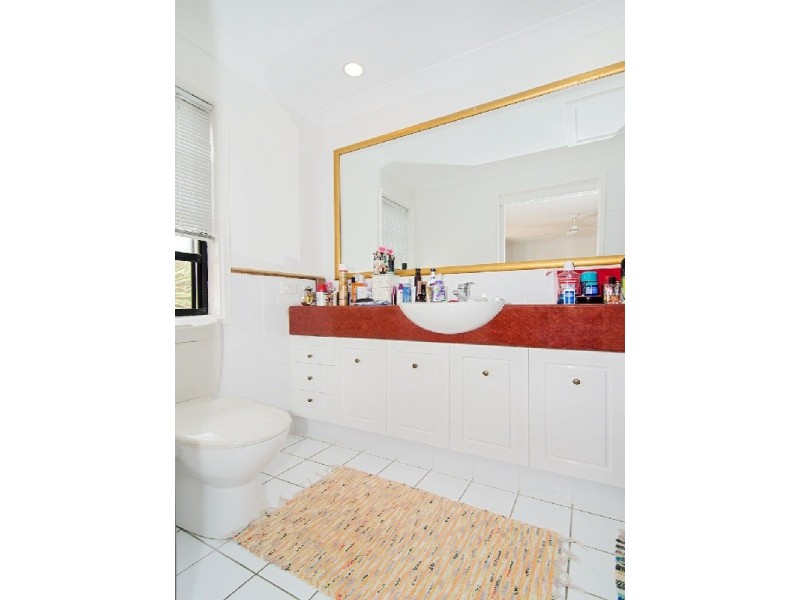 2/22-34 Glenside Drive, Robina QLD 4226