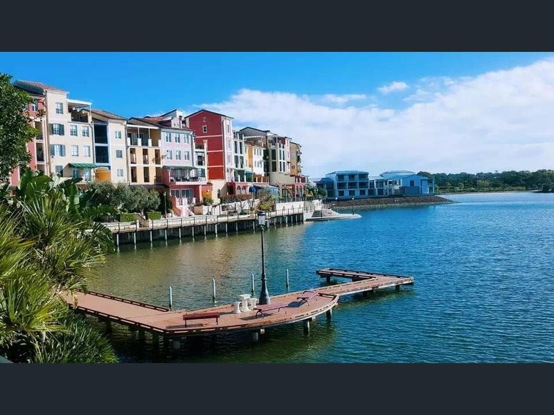 34/3400 Panorama Drive, Carrara QLD 4211