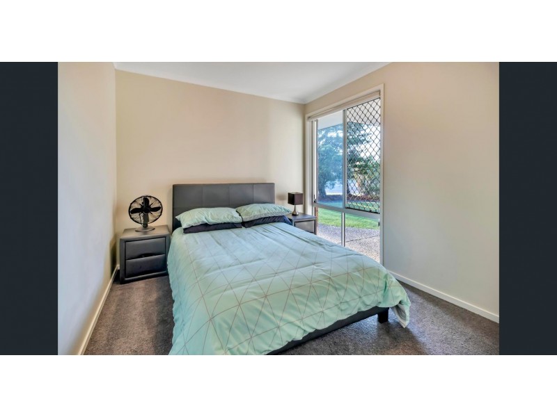 1 Corringle Close, Helensvale QLD 4212