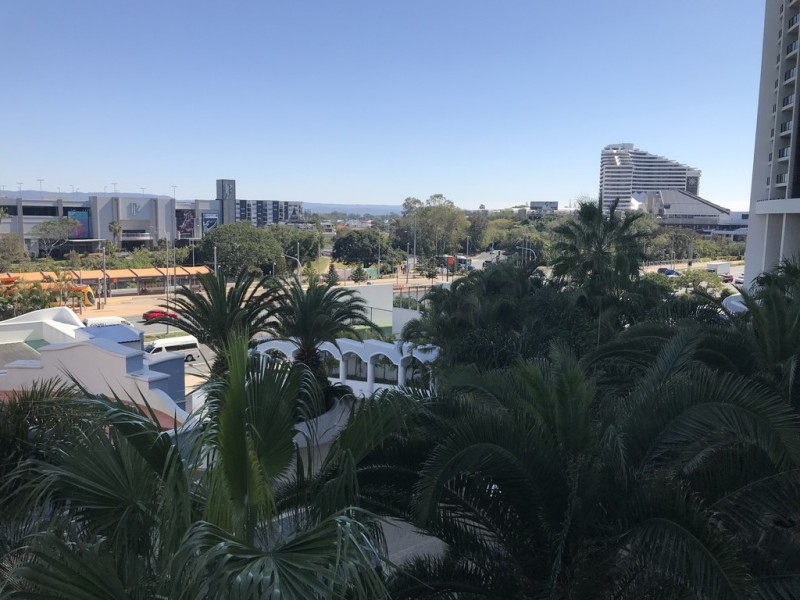 2038/2623 Gold Coast Highway, Broadbeach QLD 4218