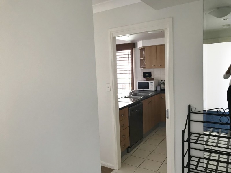 2038/2623 Gold Coast Highway, Broadbeach QLD 4218