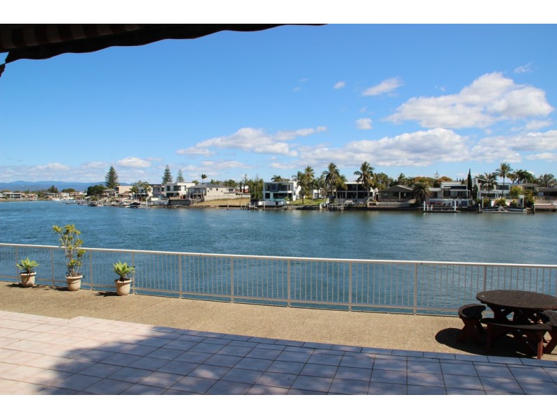 Unit 1/2936 Gold Coast Highway, Surfers Paradise QLD 4217