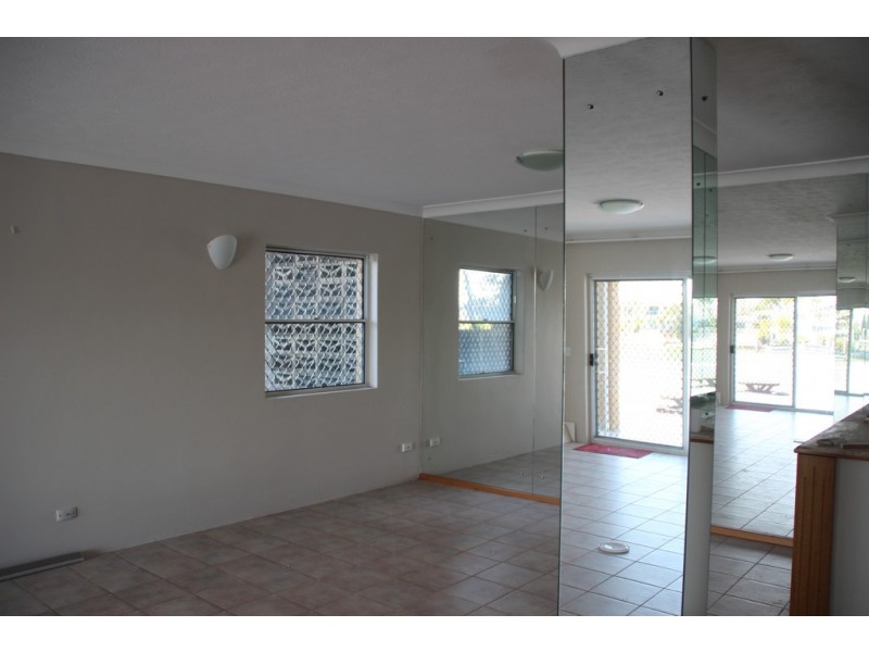 Unit 1/2936 Gold Coast Highway, Surfers Paradise QLD 4217