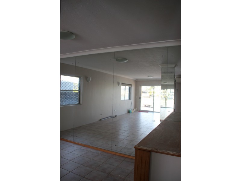 Unit 1/2936 Gold Coast Highway, Surfers Paradise QLD 4217