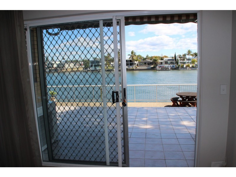 Unit 1/2936 Gold Coast Highway, Surfers Paradise QLD 4217