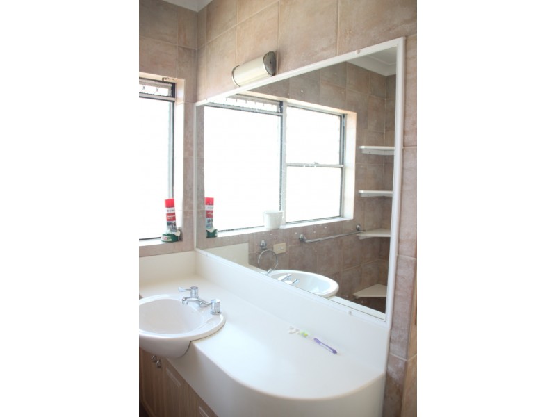 Unit 1/2936 Gold Coast Highway, Surfers Paradise QLD 4217