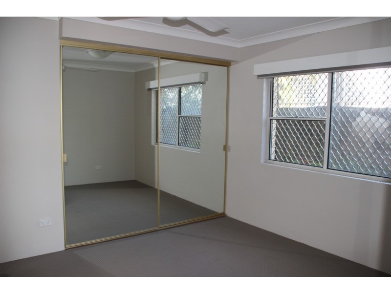Unit 1/2936 Gold Coast Highway, Surfers Paradise QLD 4217