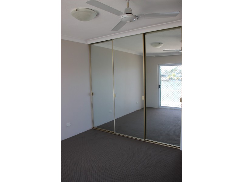 Unit 1/2936 Gold Coast Highway, Surfers Paradise QLD 4217