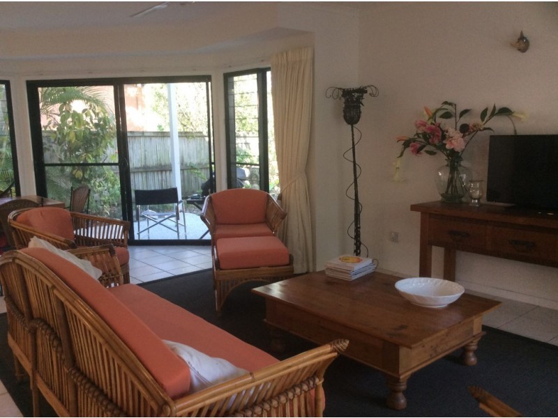 1/2 Ketch Place, Noosaville QLD 4566
