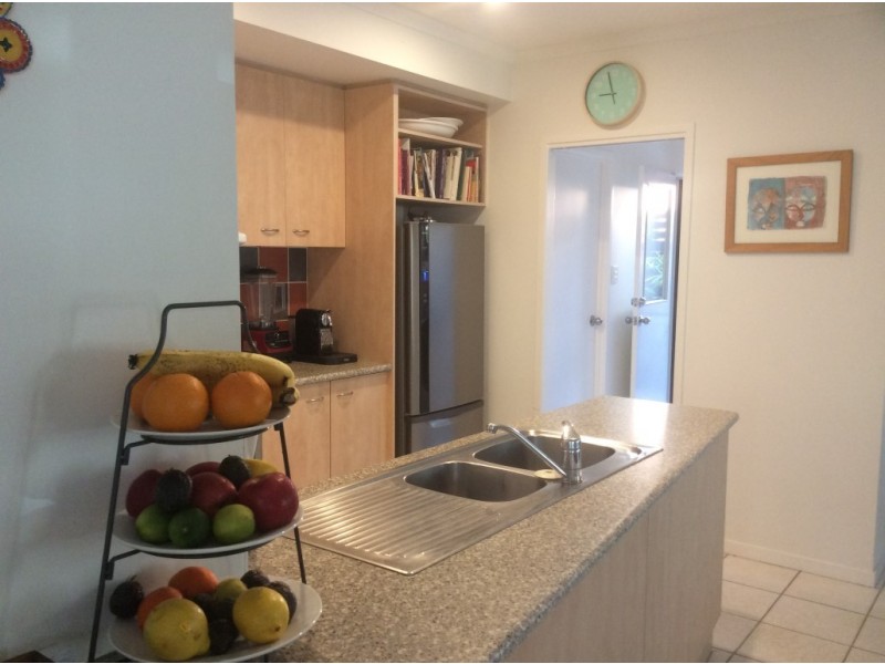 1/2 Ketch Place, Noosaville QLD 4566