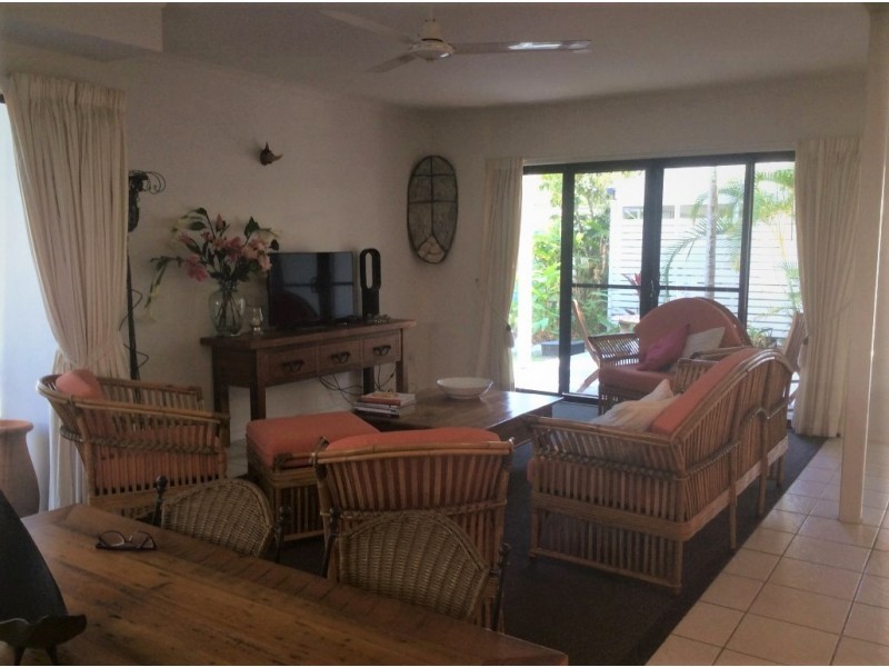 1/2 Ketch Place, Noosaville QLD 4566