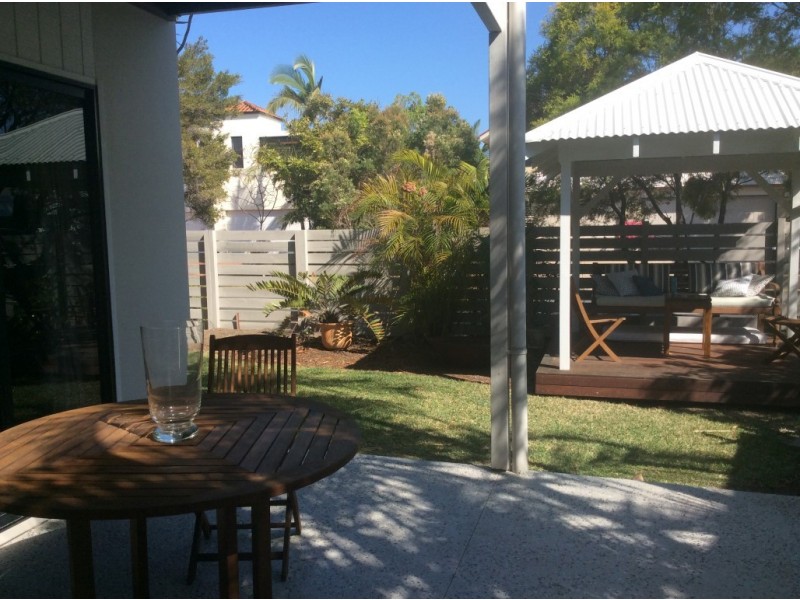 1/2 Ketch Place, Noosaville QLD 4566