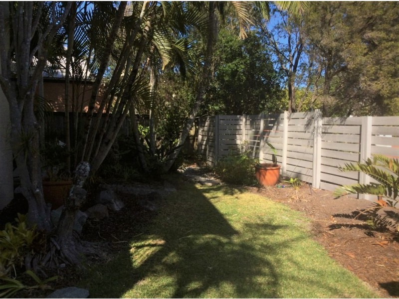 1/2 Ketch Place, Noosaville QLD 4566