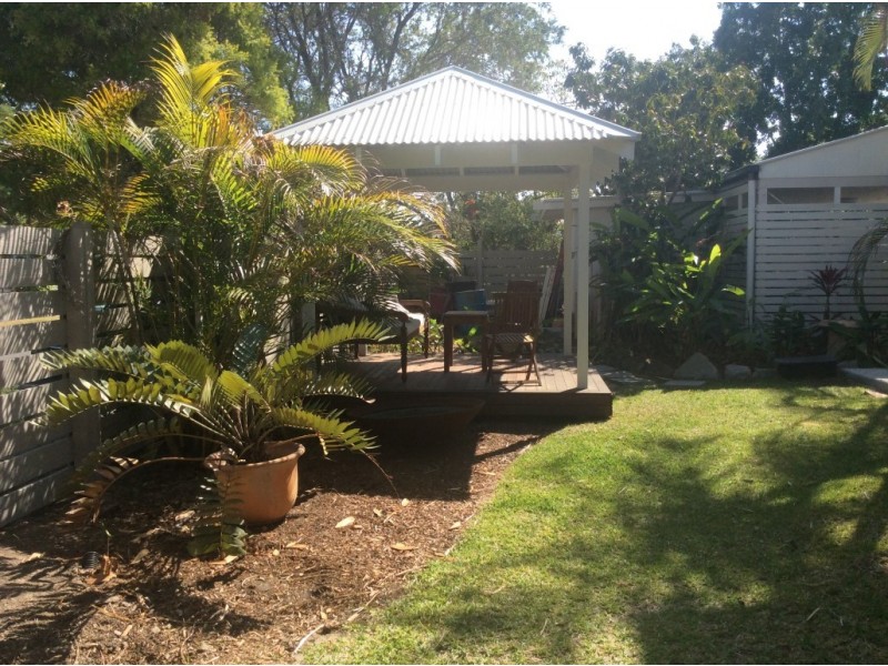 1/2 Ketch Place, Noosaville QLD 4566