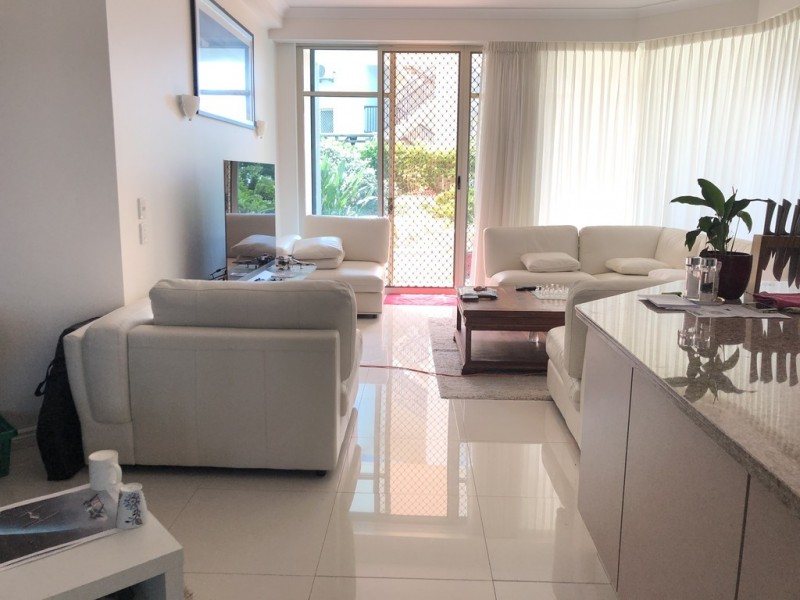 65/100 Old Burleigh Road, Broadbeach QLD 4218